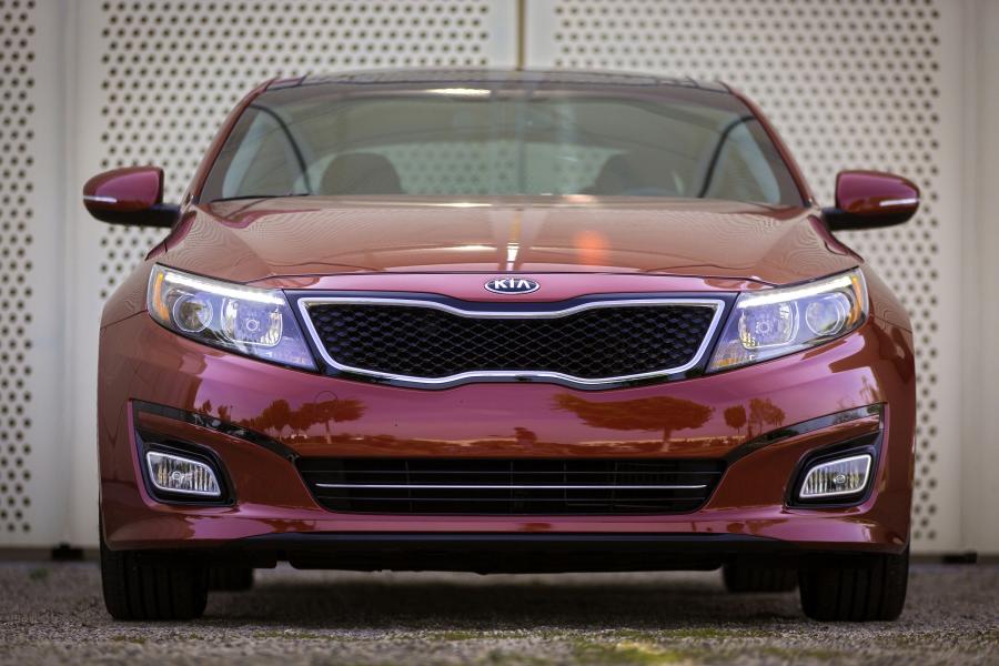  Kia Optima 2015 года  (фото 5 из 51)